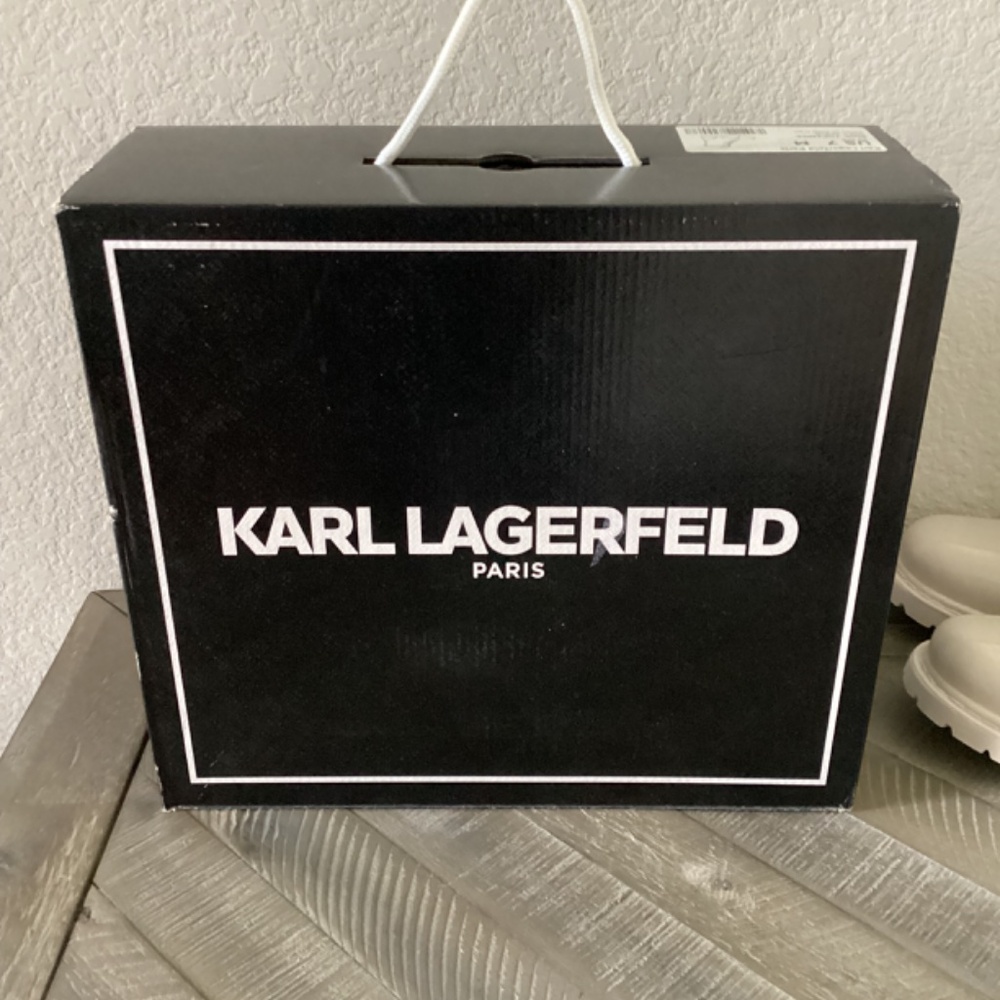 KARL LAGERFELD PARIS Topanga Embellished Rain Booties, size 7 - Picture 14 of 14